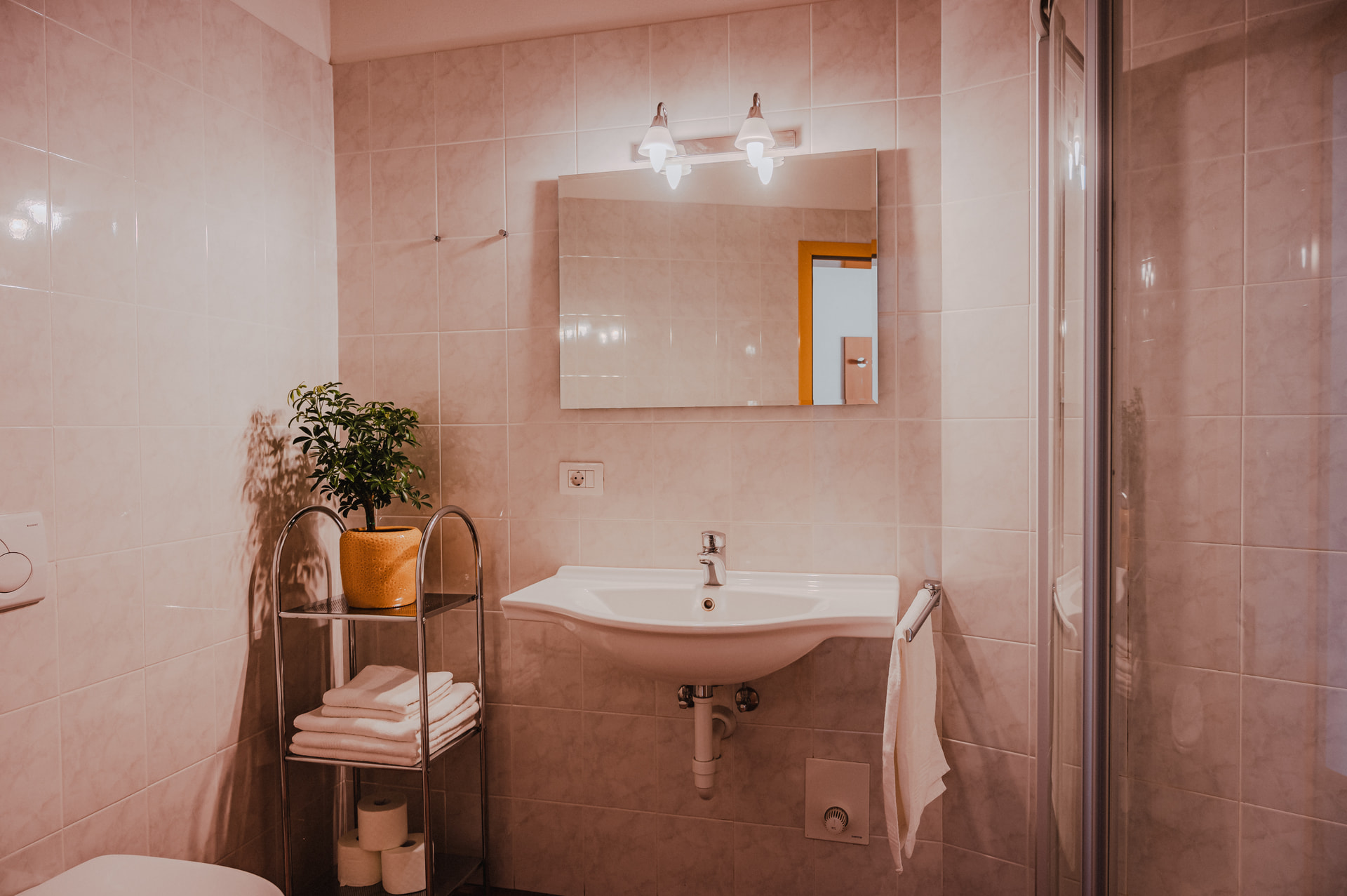 Bright bathroom at the Sonnenhof