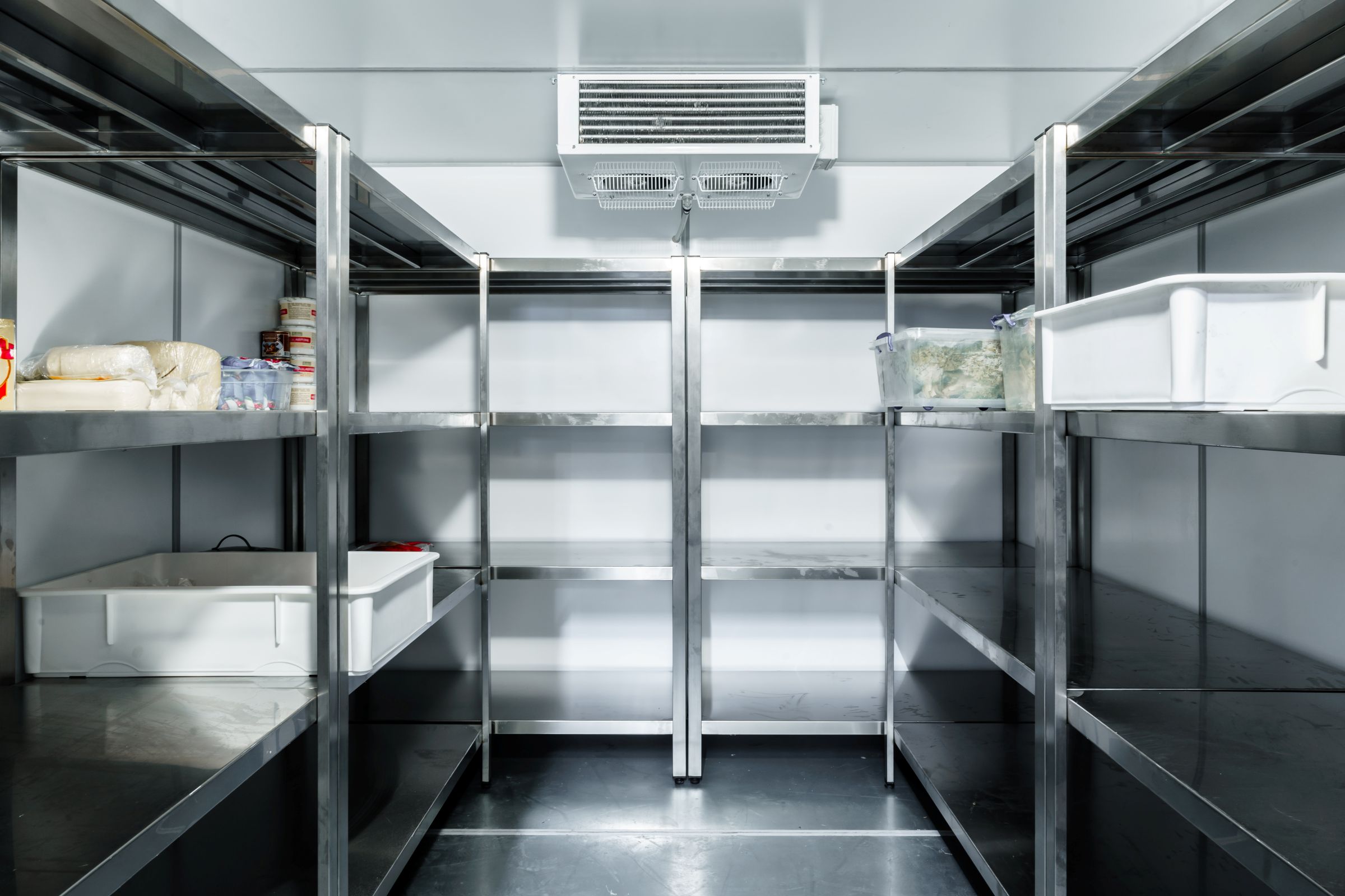 Walk-in cold rooms and storage rooms at the Sonnenhof