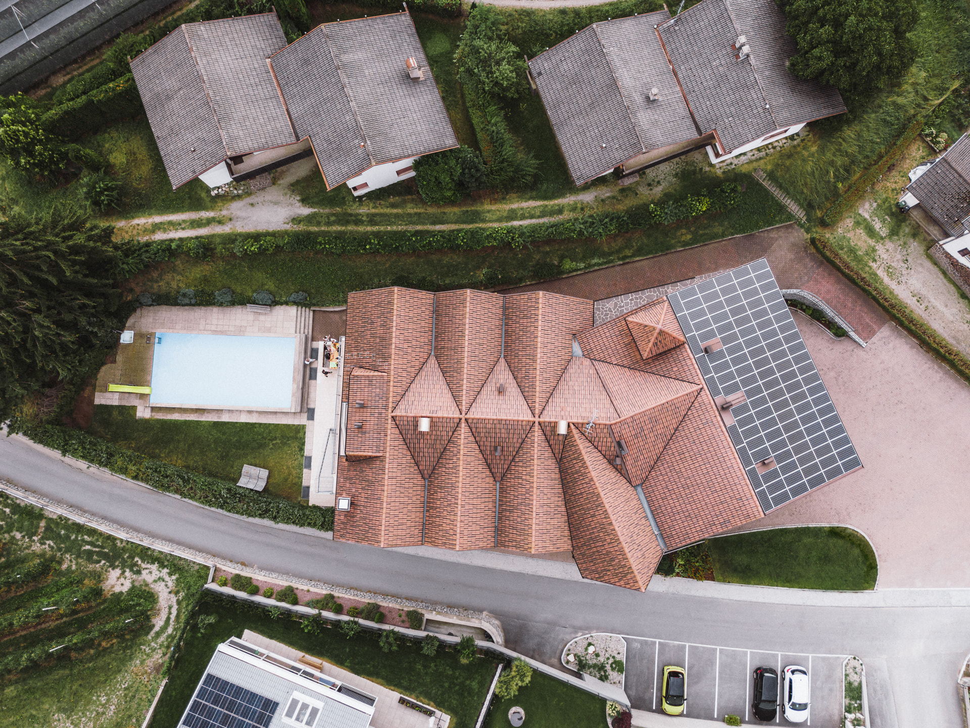 Photovoltaic system on the roof of the Sonnenhof